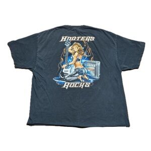 Black Vintage Hooters Rocks T-Shirt (XXL)